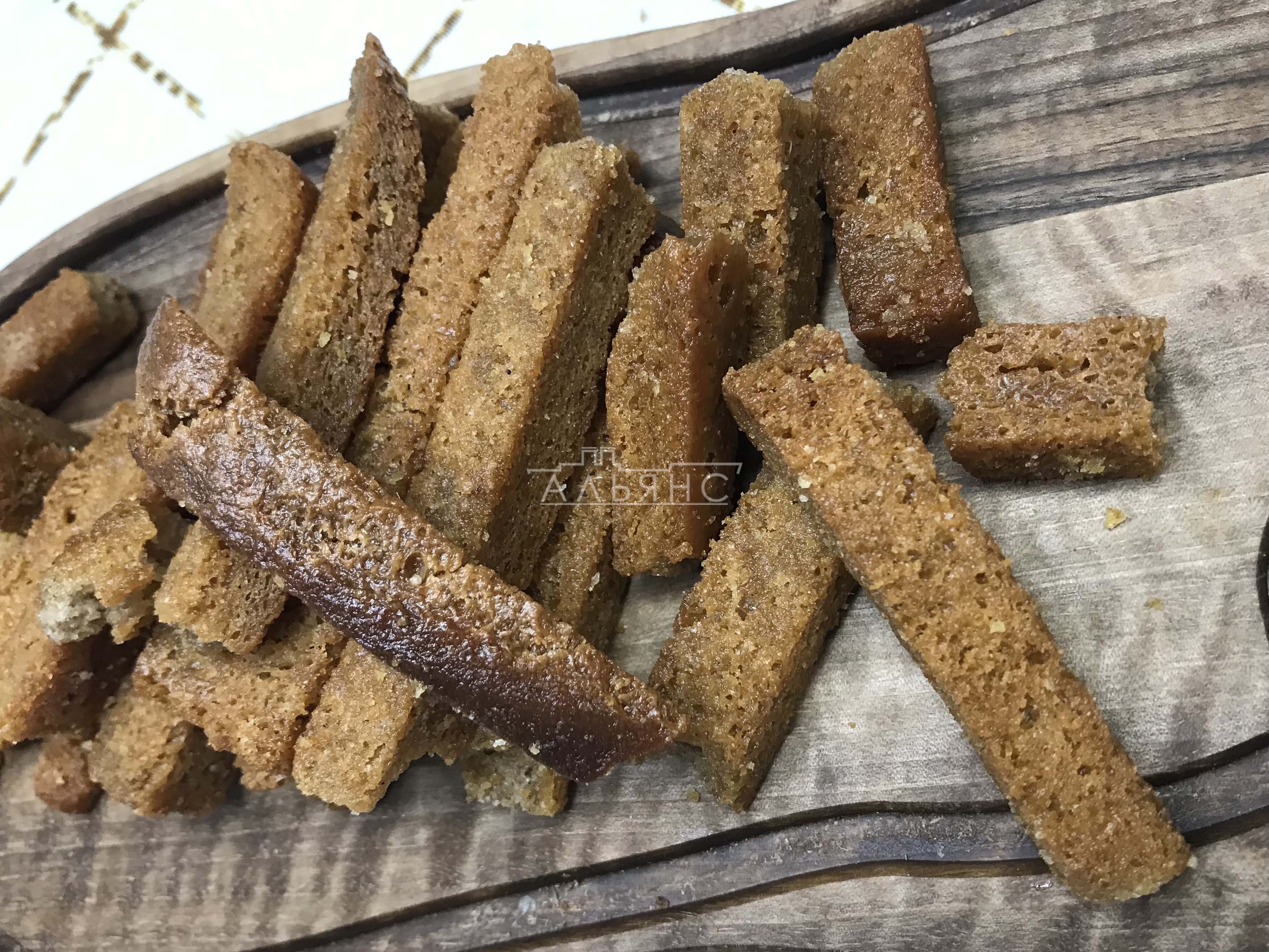 Деревенские гренки с чесноком в Старой Купавне