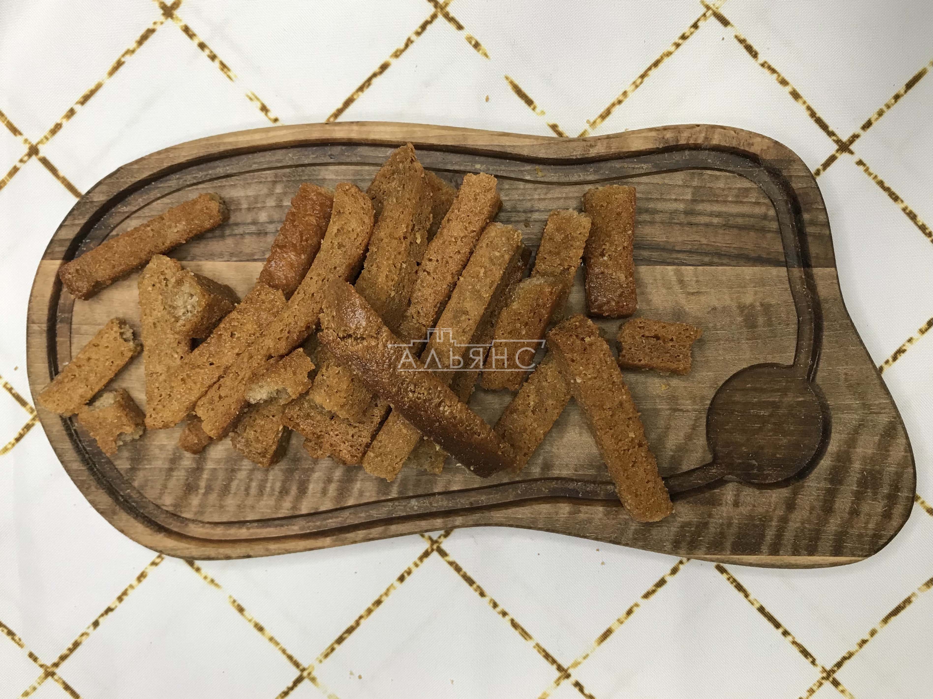 Деревенские гренки с чесноком в Старой Купавне