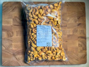 Бычок тушка б/г холодного копчения: Кешью 