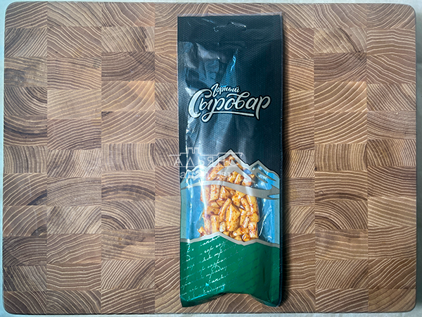 Сыр 60 гр ГОРНЫЙ СЫРОВАР (Бочонок копчёный с аджикой) в Старой Купавне