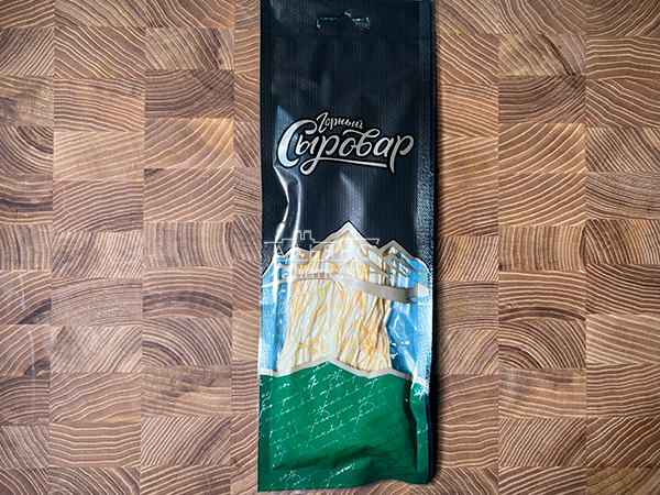 Сыр 60 гр ГОРНЫЙ СЫРОВАР (Паутинка копчёная) в Старой Купавне